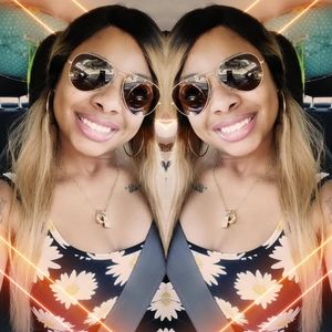 Meet your Posher, Jossy